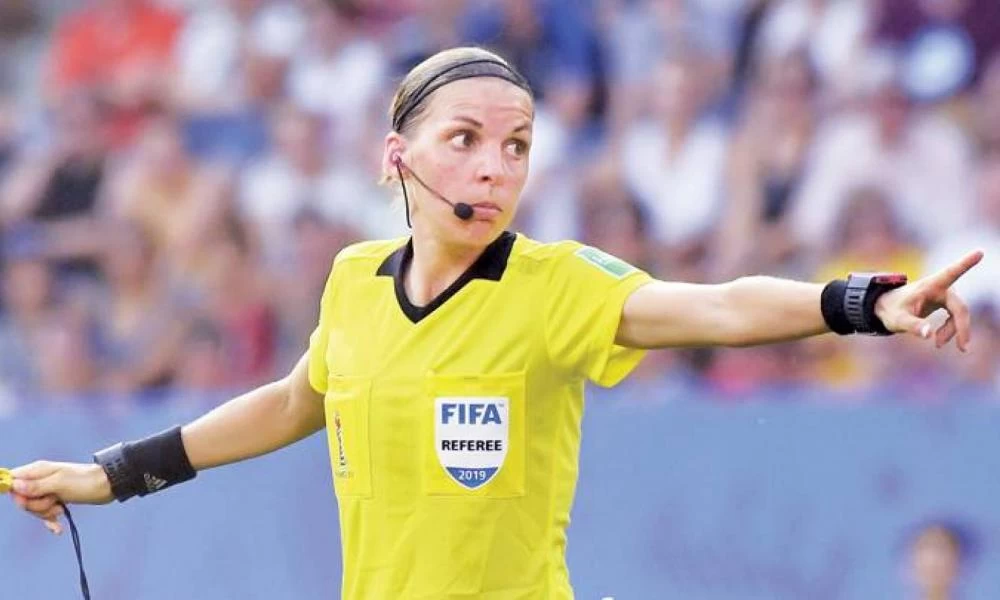 Europa League: Για πρώτη φορά γυναίκα θα σφυρίξει αγώνα